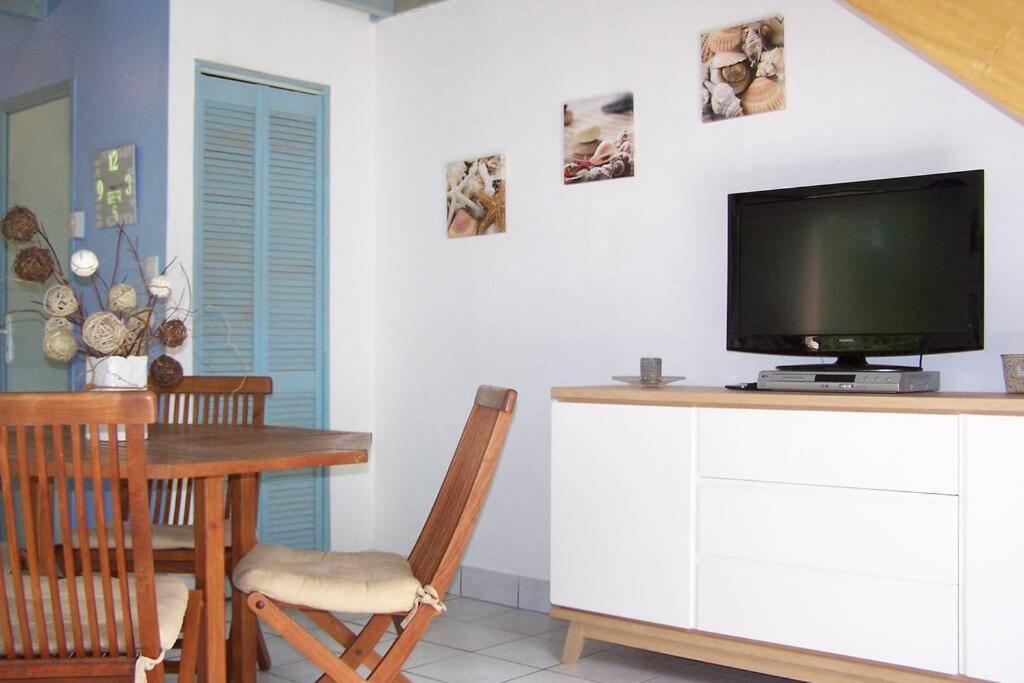 Maison Avec Jardin Clos. Animaux Acceptes - Wifi - Proche Plages De Sur Et Carnac Holiday home